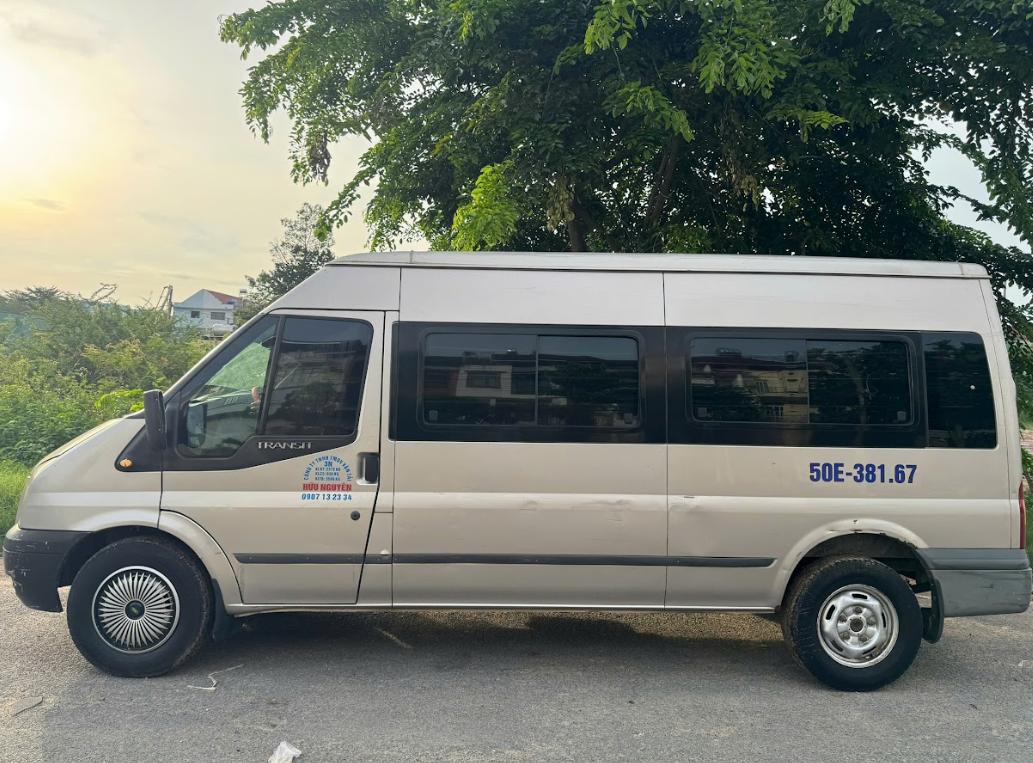 Xe tải van 930kg
