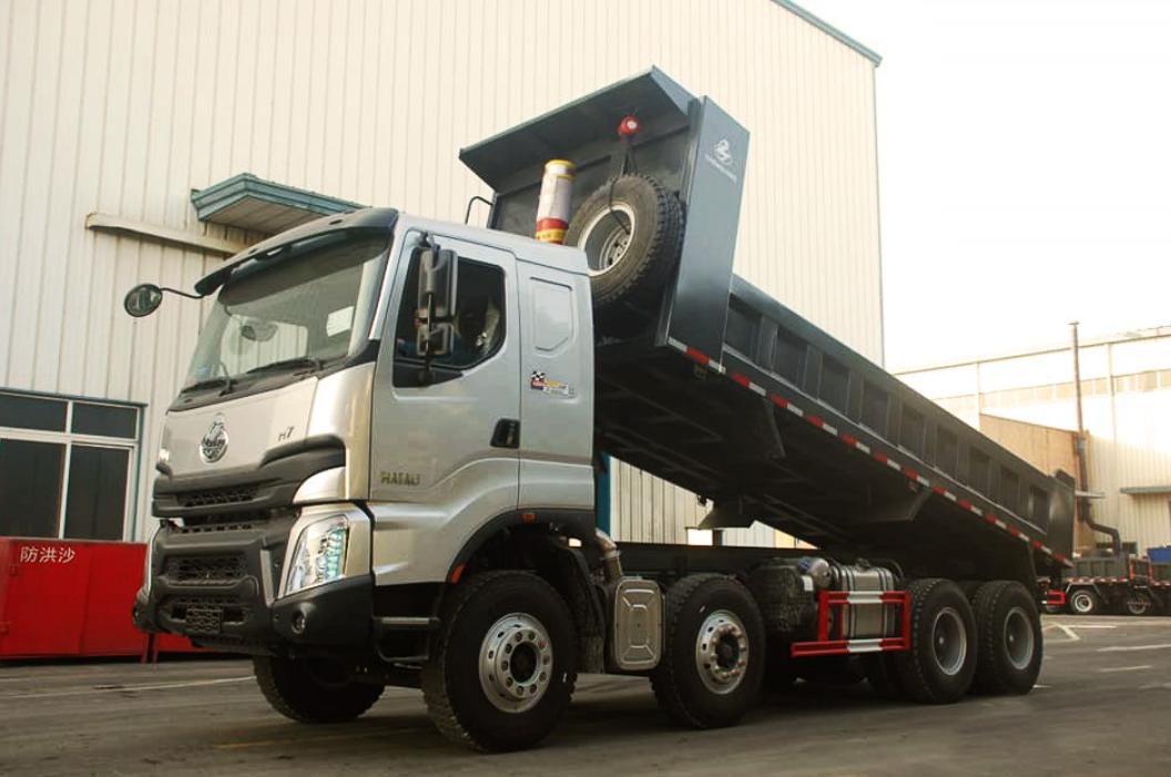 Xe ben chuyên chở các vật liệu trong xây dựng