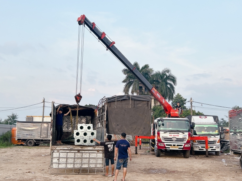 Khu vực Vận tải Hữu Nguyên nhận cho thuê xe cẩu đi Bến Tre