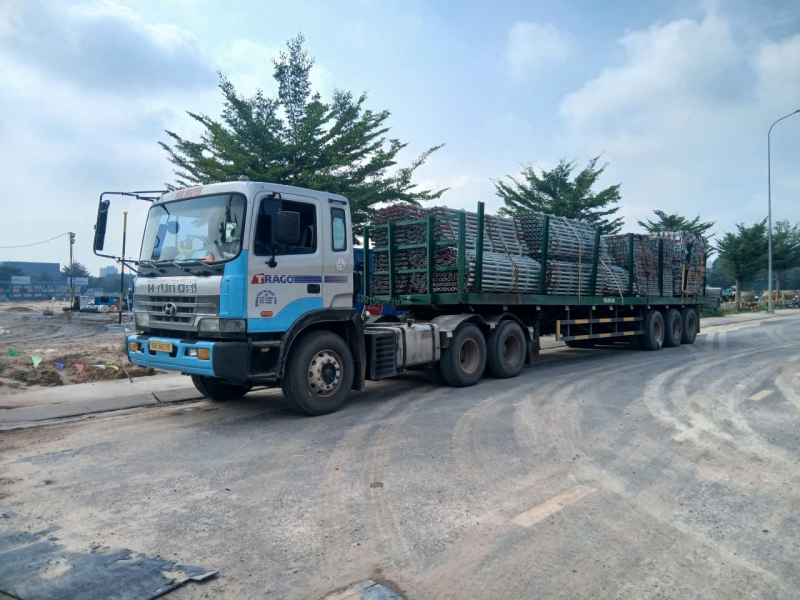 Khi nào nên thuê xe container đi Long An